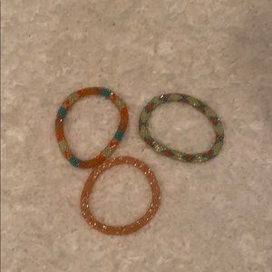 3 Bracelets